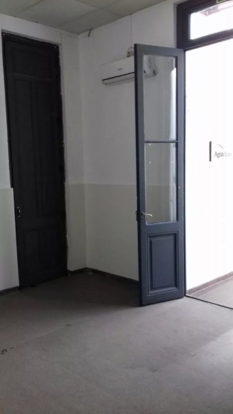 Casa de 6 dorm. en venta, en Tres Cruces.
